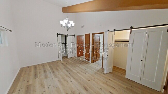 Building Photo - 1055 Toro Canyon Rd