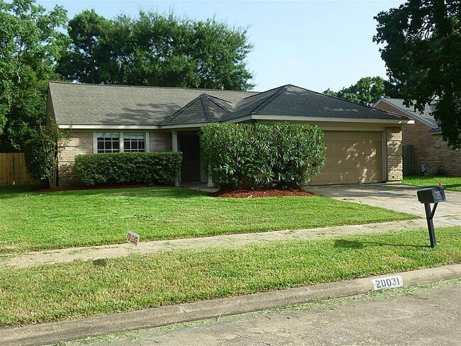 Primary Photo - 20031 S Pecos Valley Trail