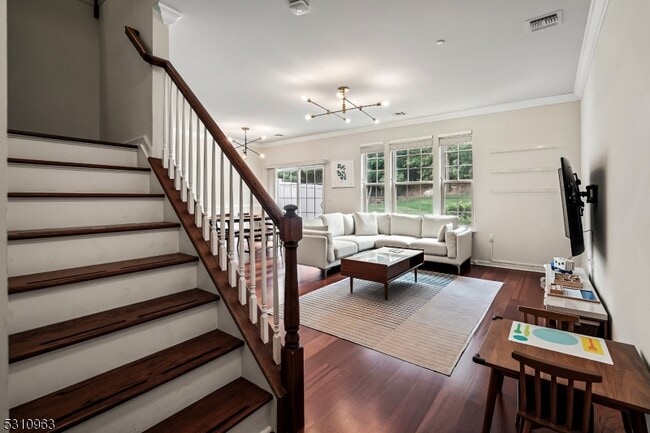 Building Photo - 503 Waterview Ct