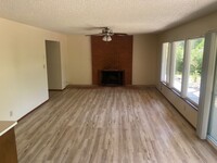 Building Photo - 260 E 38th Ave