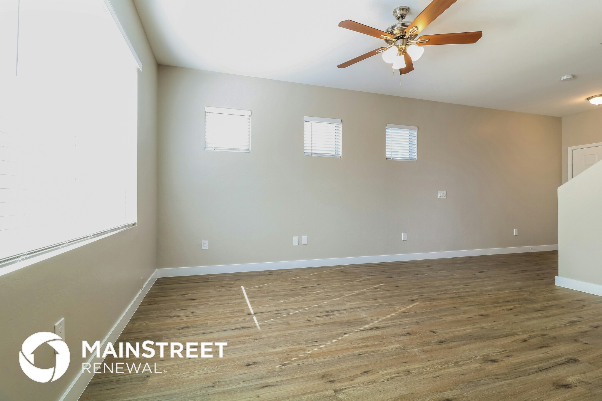 Building Photo - 12167 W Yavapai Ln