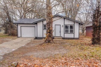 Building Photo - 2941 W Pacific St