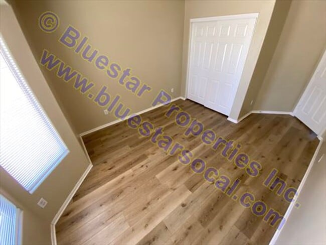 Building Photo - 13460 Cahuenga Rd