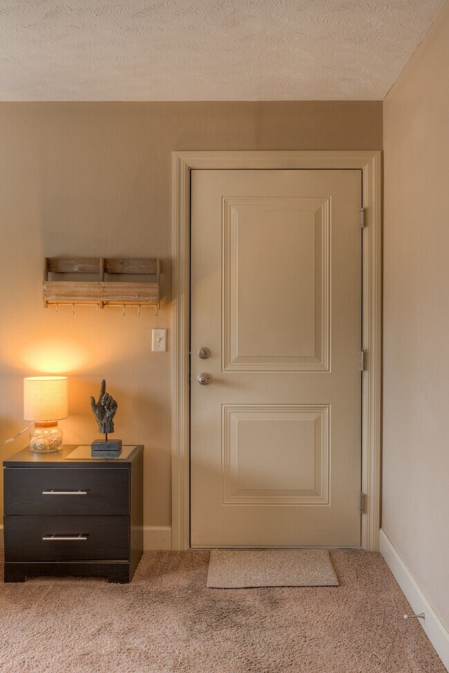 Floorplan - 417 - 421 - 423 N 40th -- Auburn