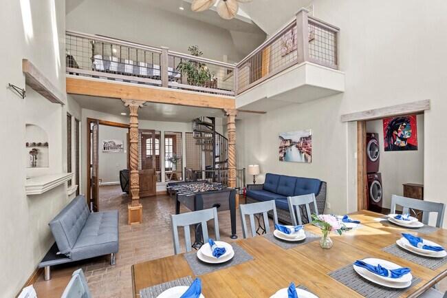 Building Photo - 4955 Hidden Hollow Rd