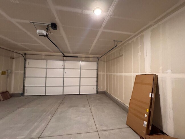 Building Photo - Brand-New 2026 Construction | 3-Bedroom | 2.5-Bath | 3-Car Tandem Garage-Lesley Reilly Property