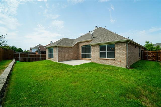 Building Photo - 1044 Southfork Dr