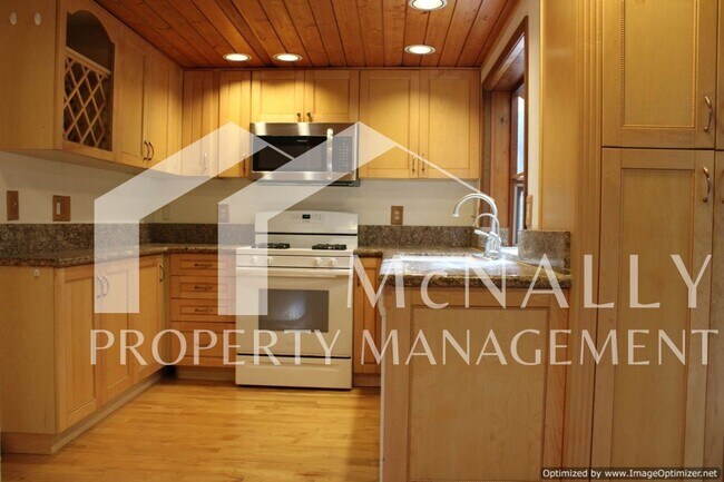 Building Photo - Wonderful 3-Bedroom Lindal Home on 5 Acres in Artondale