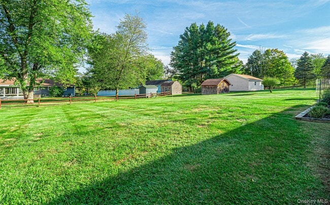 Building Photo - 7 Sanfordville Rd