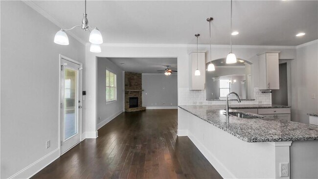Building Photo - 3974 Frasier Dr