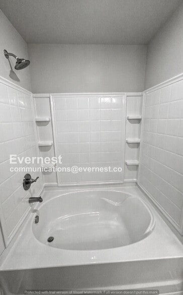 Building Photo - 314 Bertha Honey Stewart Dr