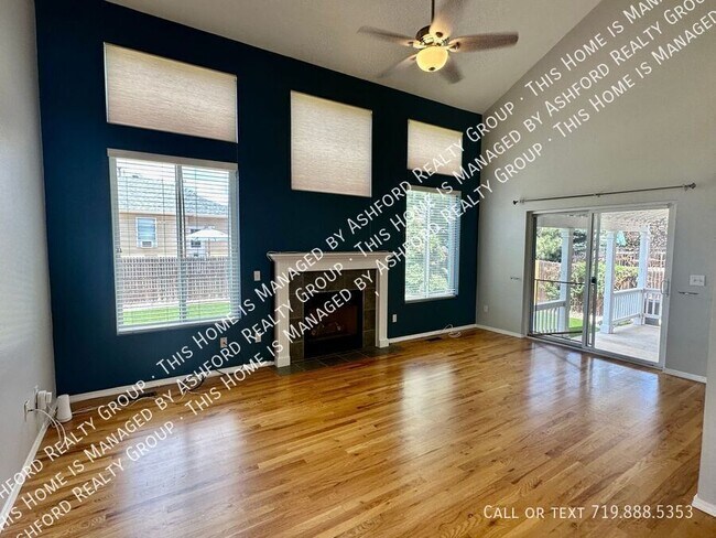 Building Photo - 8316 Cooper River Dr