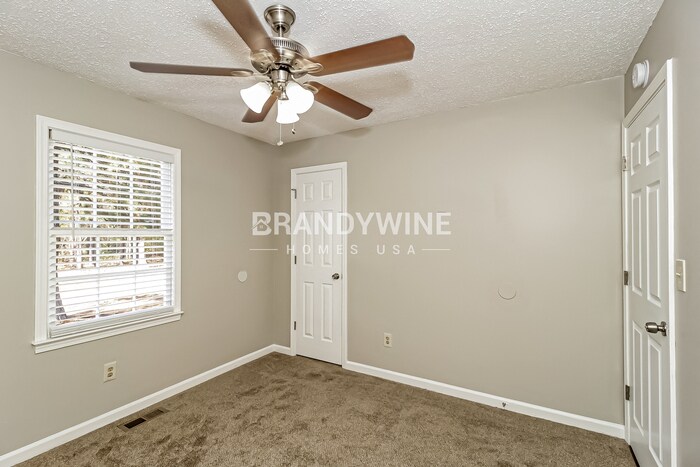 Building Photo - 106 Whitney Ln