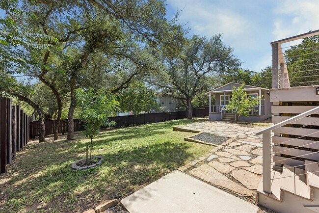 Building Photo - 15103 Sun-Bird Ln