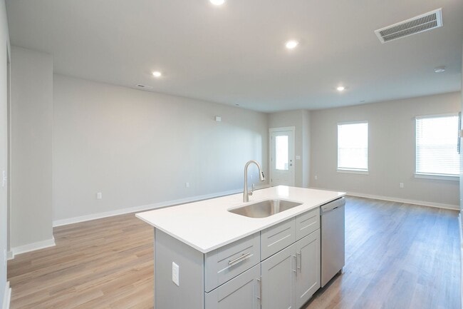 Building Photo - 4509 Sardius Dr