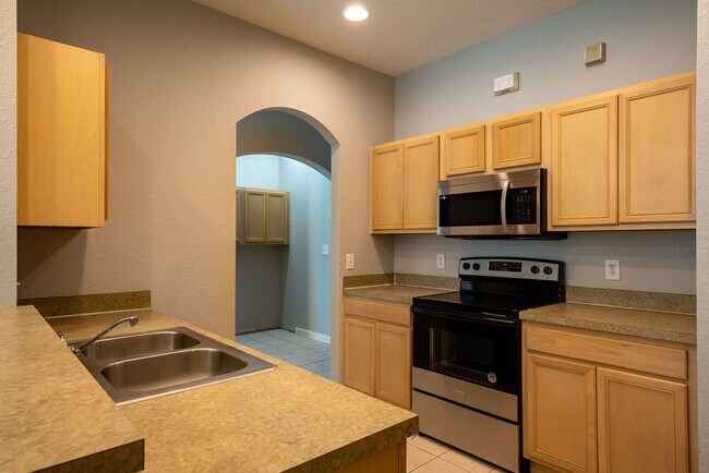 Building Photo - 3212 Holderness Dr