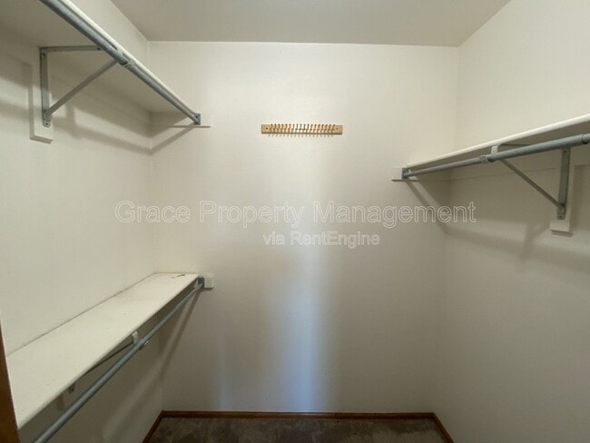 Building Photo - 13052 Grape Ct