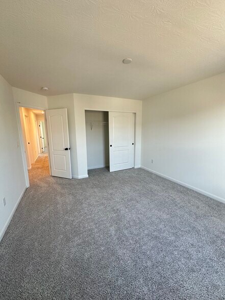 Bedroom 4 - 3368 Sunbeam Pl