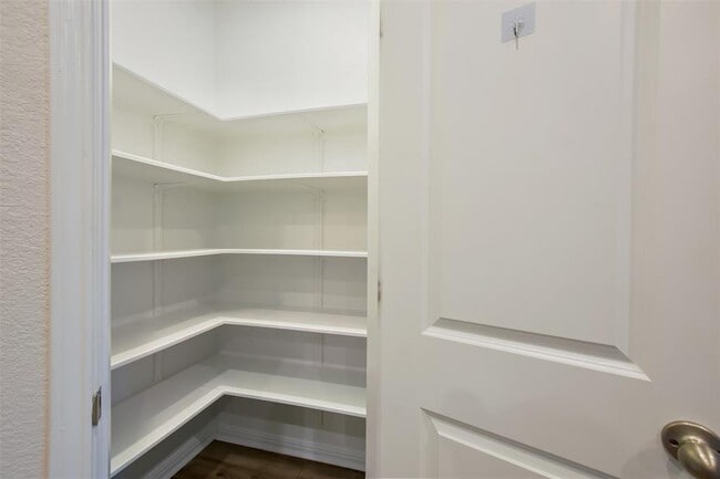 Building Photo - 304 Delaware Mountains Ter