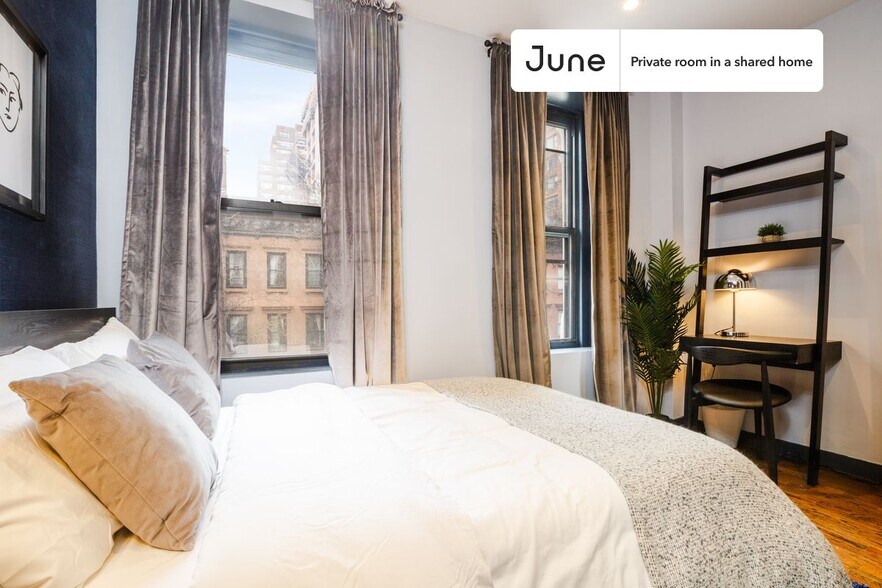 Primary Photo - Private bedroom in 4 bed/2 bath Home