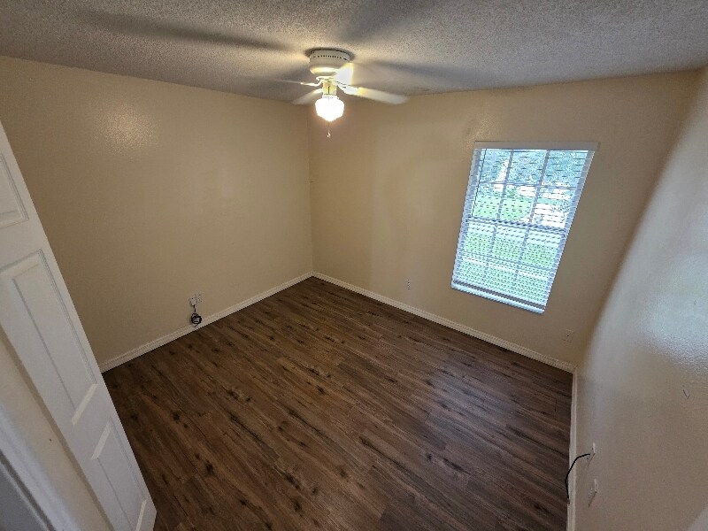 Building Photo - 11006 Lake Katherine Cir