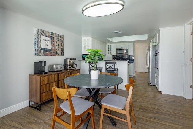 Building Photo - 8701 Master Link Ct