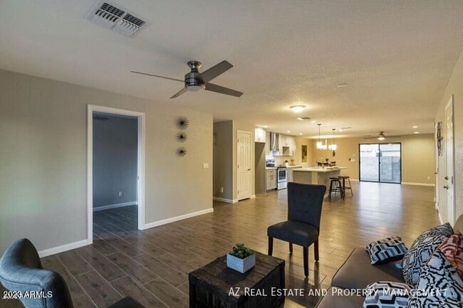 Building Photo - 3431 E Acoma Dr