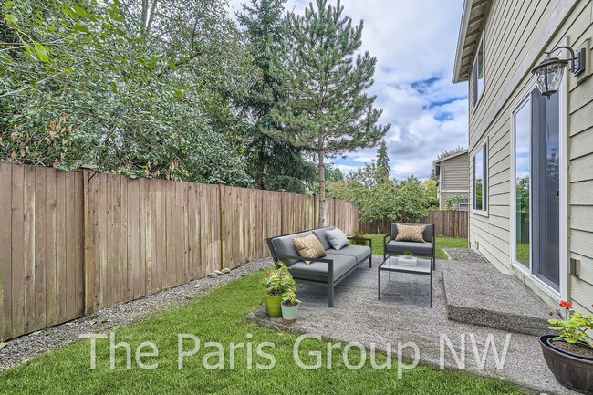 Building Photo - Gorgeous Renton Highlands Home * Central A...