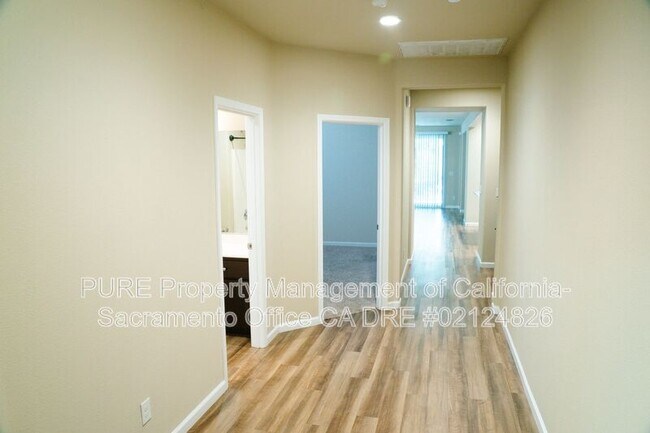 Building Photo - 5552 Celebration St