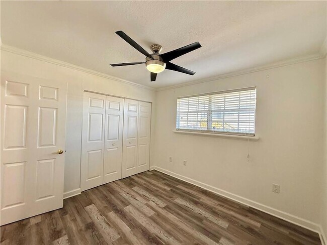 Building Photo - 3324 Davidson Pl