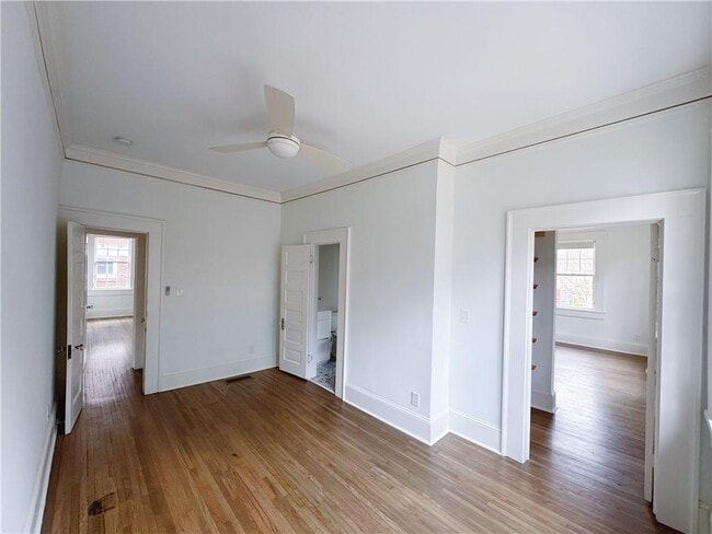 Building Photo - 471 Page Ave NE