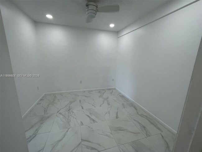 Building Photo - 3403 SW 150th Ct