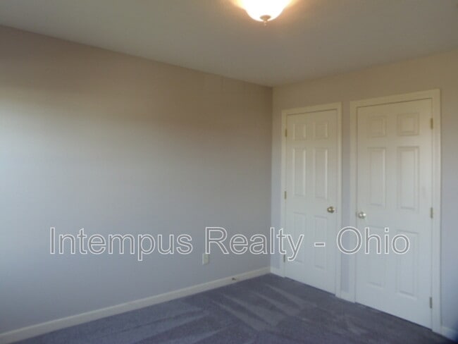 Building Photo - 516 Ironhorse Dr