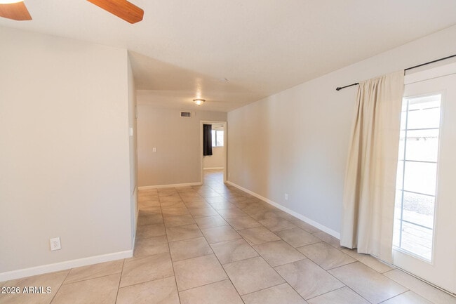 Building Photo - 1620 S Hardy Dr