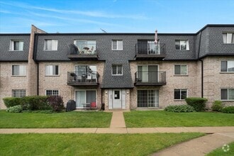 Building Photo - 9458 Bay Colony Dr