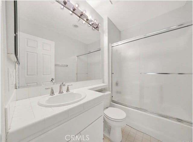 Building Photo - 21 Mistral