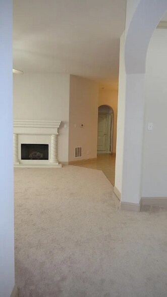 Building Photo - 6783 San Fernando