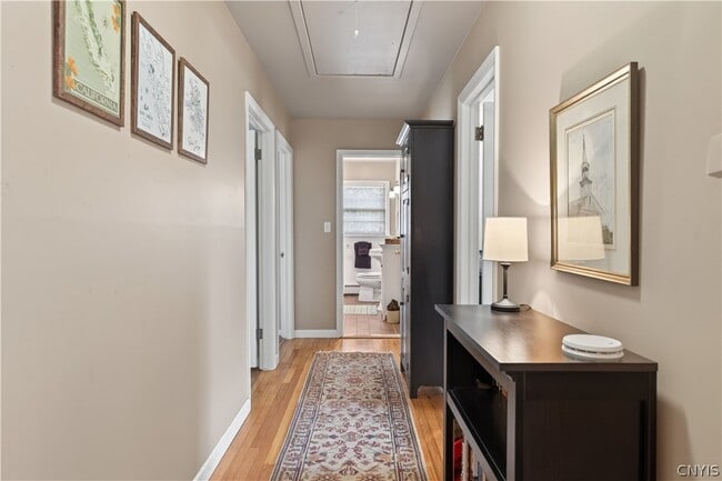 Building Photo - 3862 State St