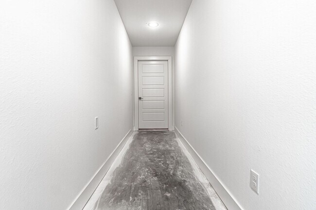 Building Photo - Brand New Townhomes in Bentonville!!