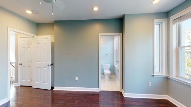 Building Photo - 1247 I St NE