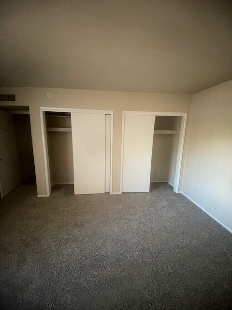 Building Photo - 5532 N La Casita Dr