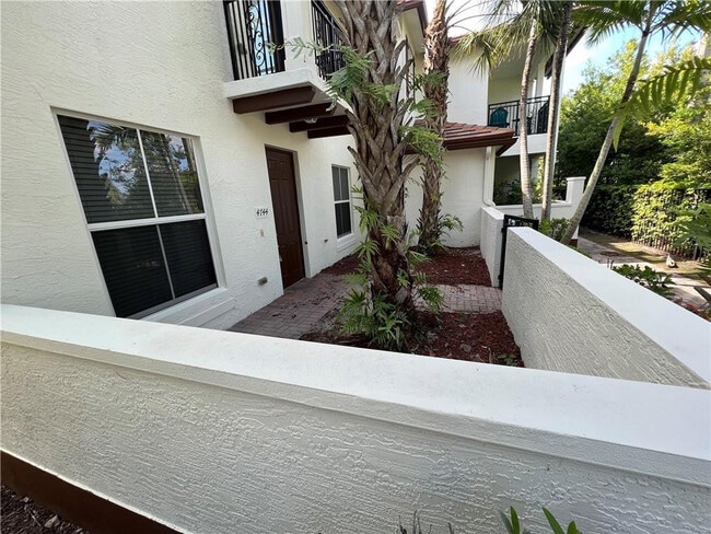 Building Photo - 4744 Monarch Way