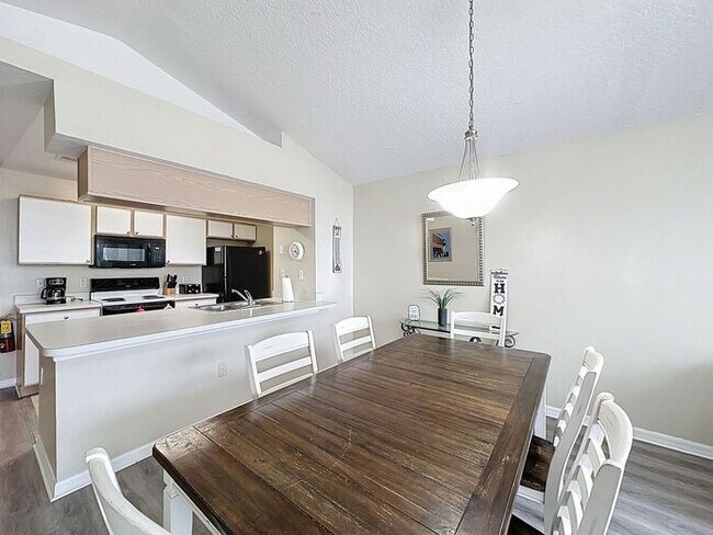 Building Photo - Condo at Villas at Island Club, Kissimmee