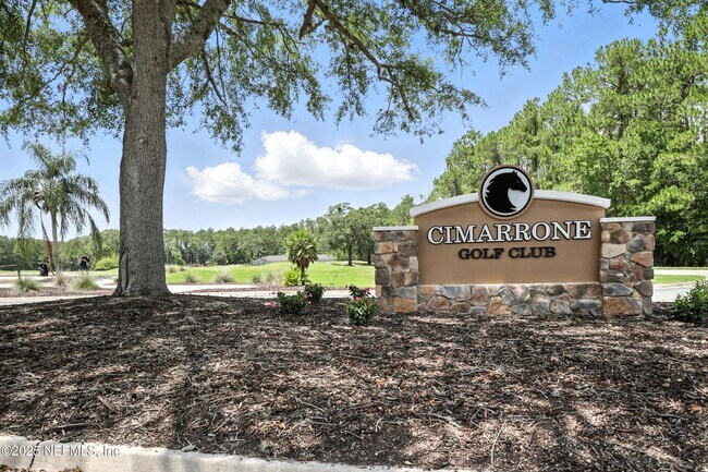 Building Photo - 4565 E Seneca Dr