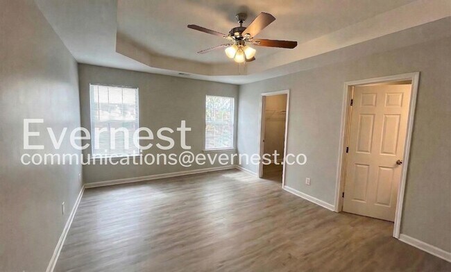 Building Photo - 3711 Sandy Shoals Ln