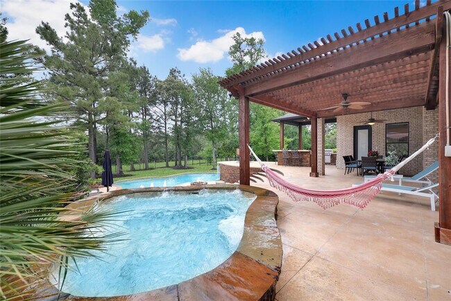 Building Photo - 5475 Harvest Oak Landing Dr