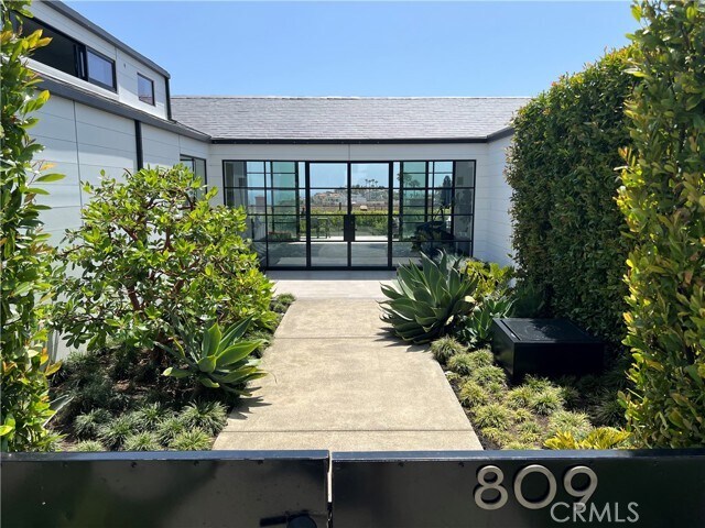 Building Photo - 809 Emerald Bay