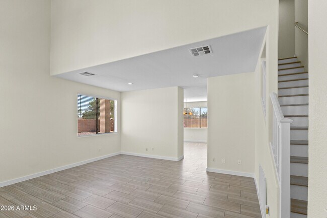 Building Photo - 14369 W Lexington Ave