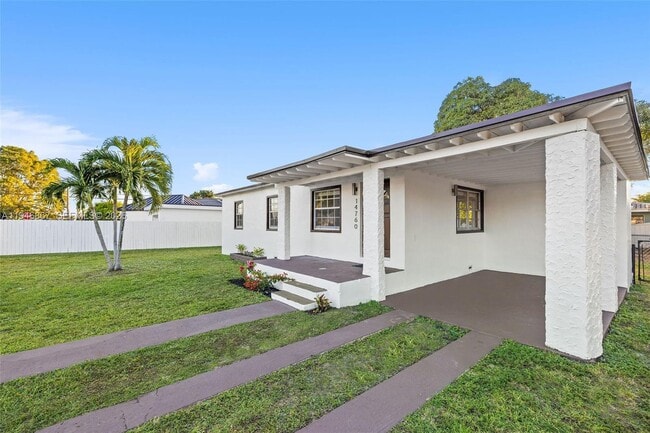 Building Photo - 14760 Fillmore St