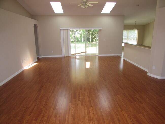 Building Photo - Large Indian Trails Single Family Home